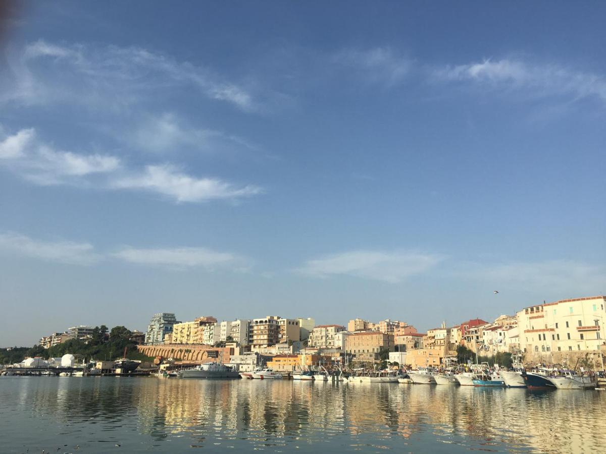 La Gemma Nel Borgo B&B Termoli Exterior foto