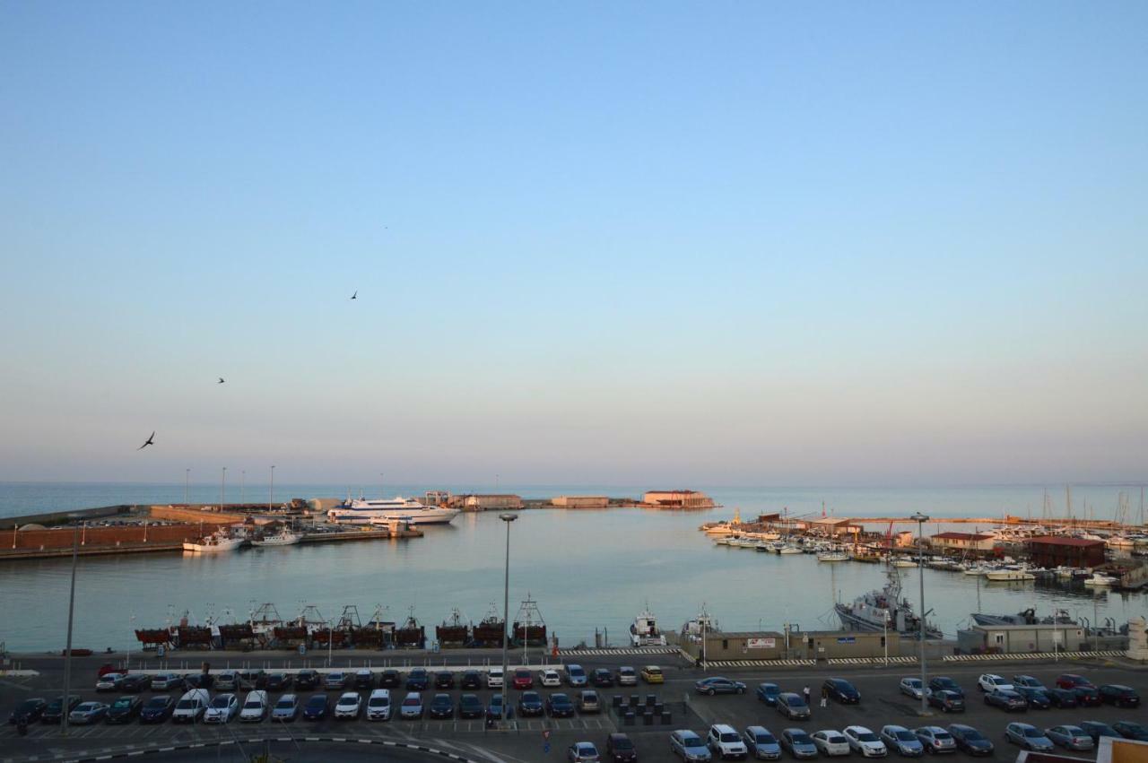 La Gemma Nel Borgo B&B Termoli Exterior foto